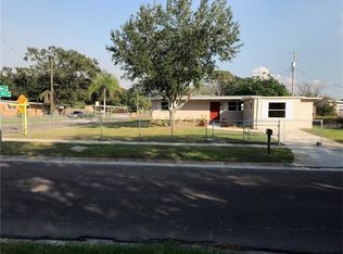 1702 Wishing Well Way, Tampa, FL 33619