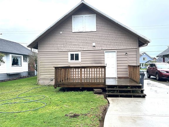 5th image of 217 Chenault Avenue