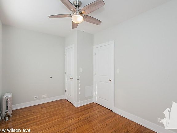 3rd image of 1940 W Wilson Ave #122