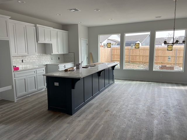 2nd image of 710 W 53rd St S