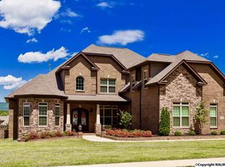 8015 Goose Ridge Dr SE, Owens Cross Roads, AL 35763