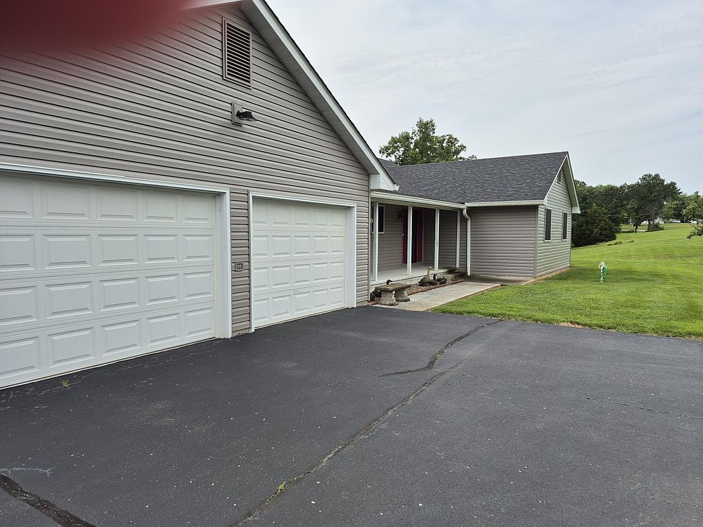 15623 Highway Nn - Property Image