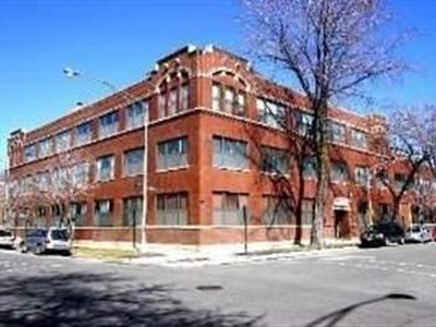 2250 W Ohio St APT 207, Chicago, IL, 60612