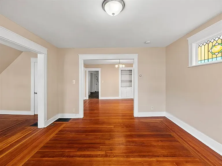 115 Sagamore Ave #1 — Photo 13