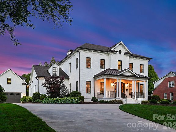 2nd image of 2313 Richardson Dr