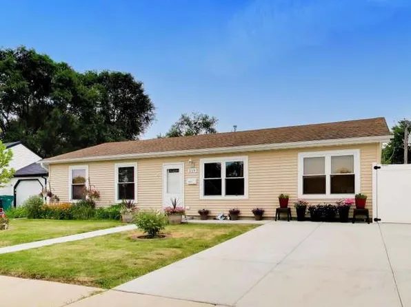 519 Kenyon Ave, Romeoville, IL 60446