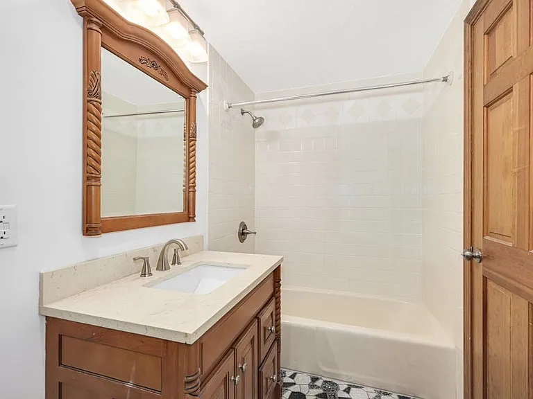 90 E Main St #1 — Photo 11