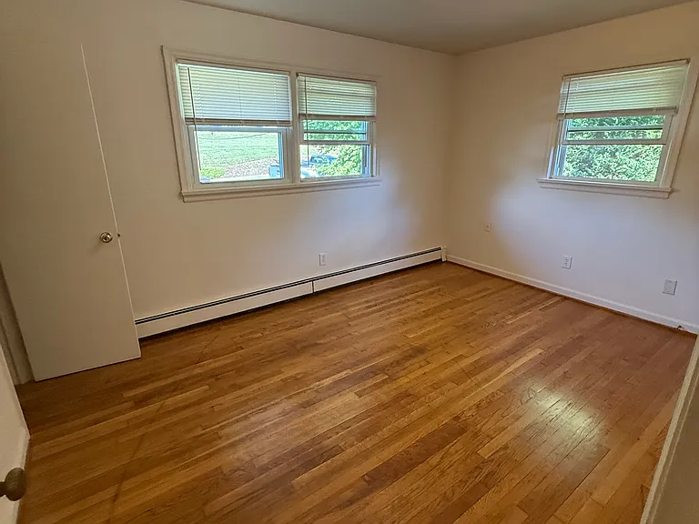 315 Richfield Ave #1 — Photo 5