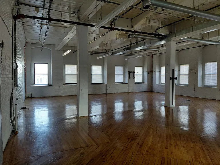 426 E Allegheny Ave #2W — Photo 9