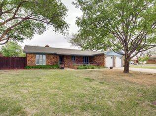 58 Highland Dr, Ransom Canyon, TX 79366