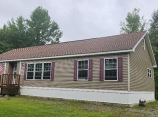 605 Edinburg Rd, Howland, ME 04448