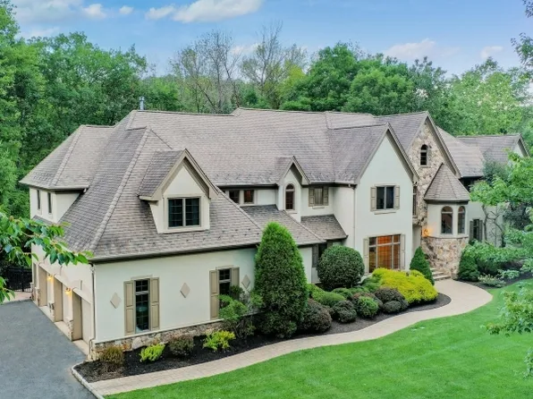 5 Thistle Ln, Warren Twp., NJ 07059