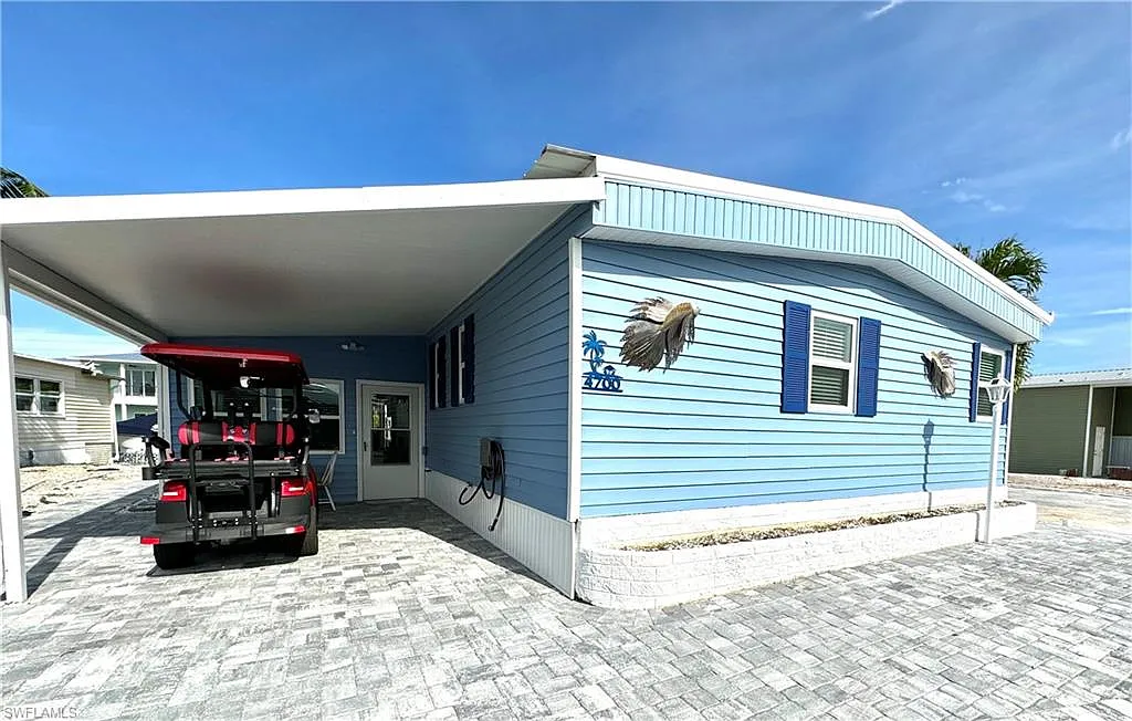 2 bed, 2.0 bath, 1380 sqft, $5,500 — Photo 1