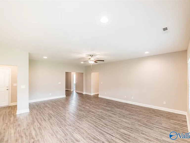3029 Crystal Creek Dr — Photo 7