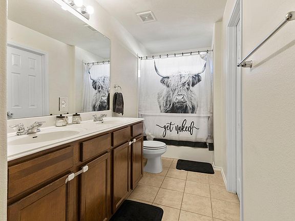 5th image of 368 Housefinch Loop