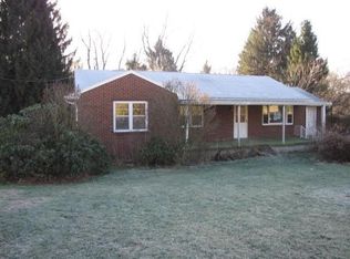 1014 Old State Rd, Apollo, PA 15613