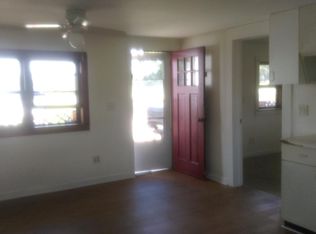 993 Us Highway 27 N APT 8, Tekonsha, MI 49092