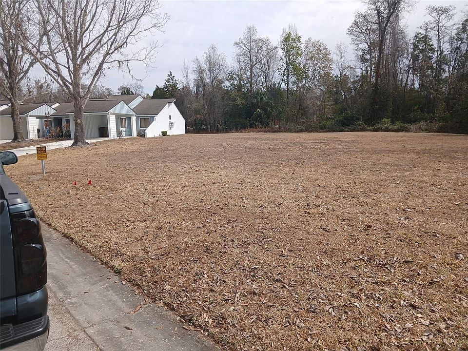 1st image of 429 Prestwick Pl