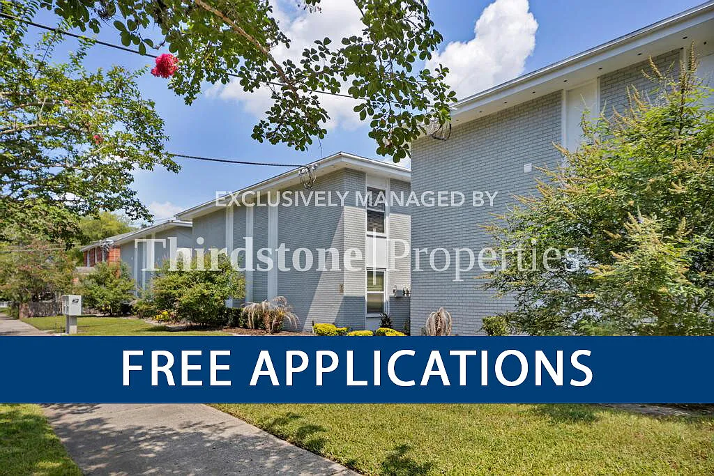 2887 Post St APT 8, Jacksonville, FL 32205 — Photo 1