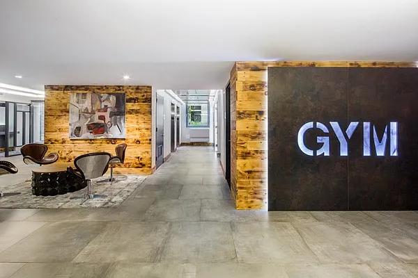 Rented by Greystar | media 22