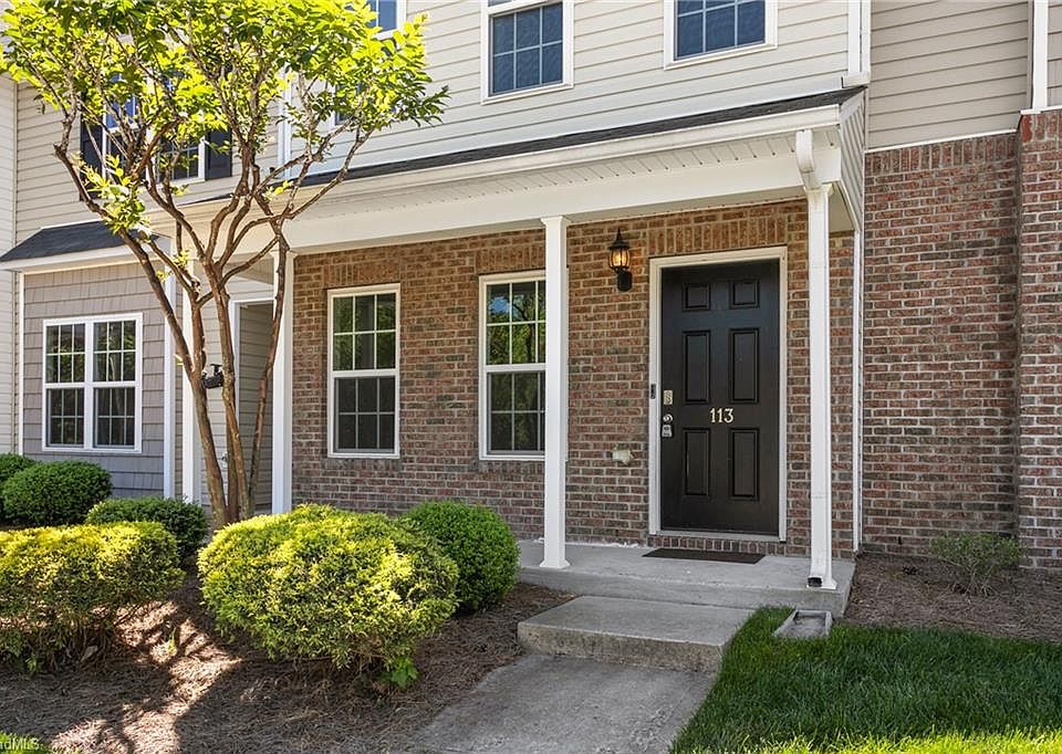 1st image of 113 Swan Haven Ln