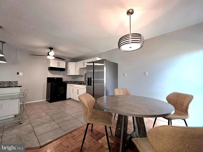 7316 Donnell Pl #B-2 — Photo 9