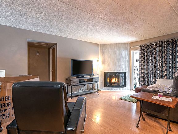 4th image of 59 W 64th St APT 102