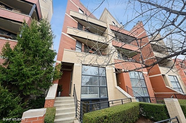1st image of 1506 W Grand Ave APT 1W
