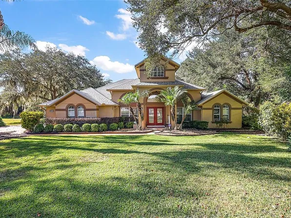 31110 Fairvista Dr, Tavares, FL 32778