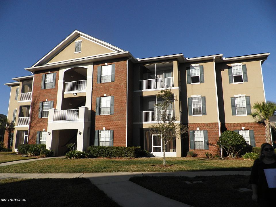 1st image of 785 Oakleaf Plantation Parkway #813