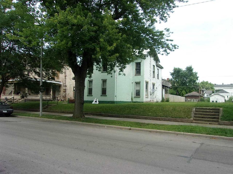 1st image of 109 N 12th St