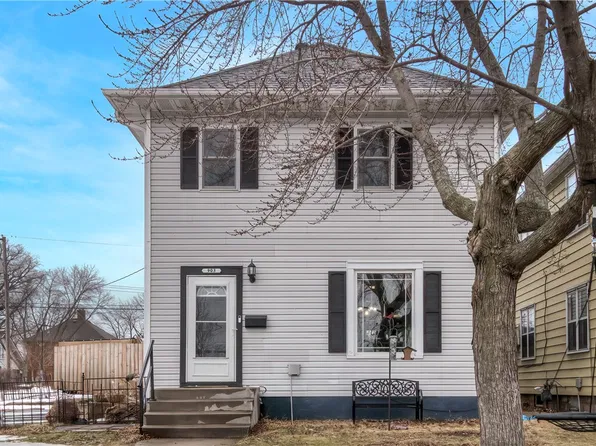 903 Summer Street, Eau Claire, WI 54701