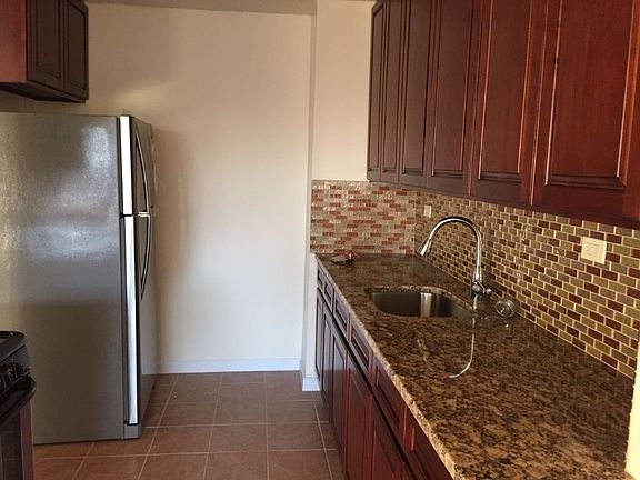 4th image of 150 W 225th St APT 26B