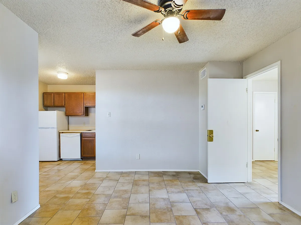 Building Photo - 295 Billie Dr #11