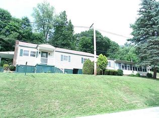 524 Trees Mills Rd, Greensburg, PA 15601