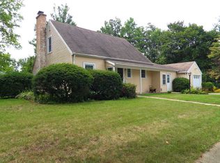 371 Ashland Ave, Aurora, IL