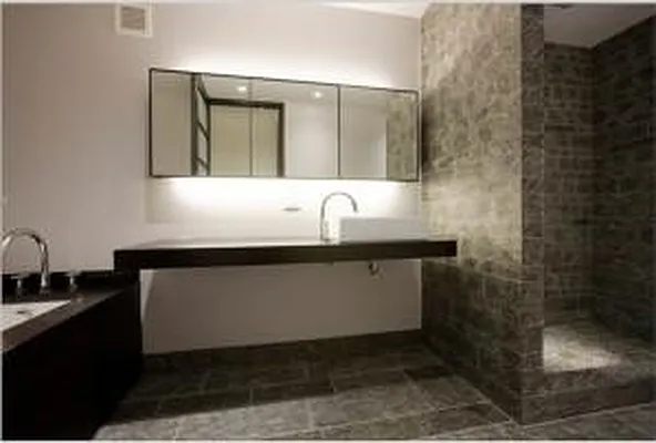 Rented by Kian Realty | media 14