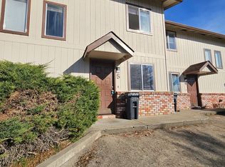 2090 NE Fairview Ave APT 5, Grants Pass, OR 97526