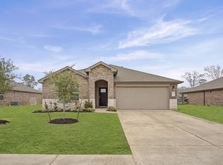 222 Kickapoo Dr, Anahuac, TX 77514