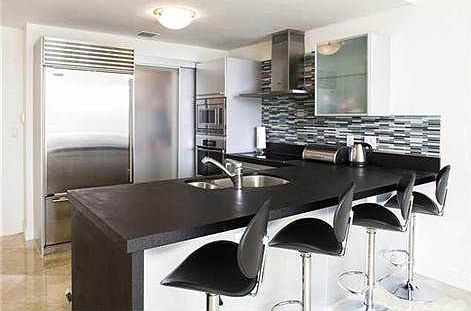 3rd image of 18201 Collins Ave #1003