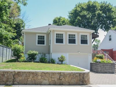205 N Llewellyn St, Lowell, MA, 01850