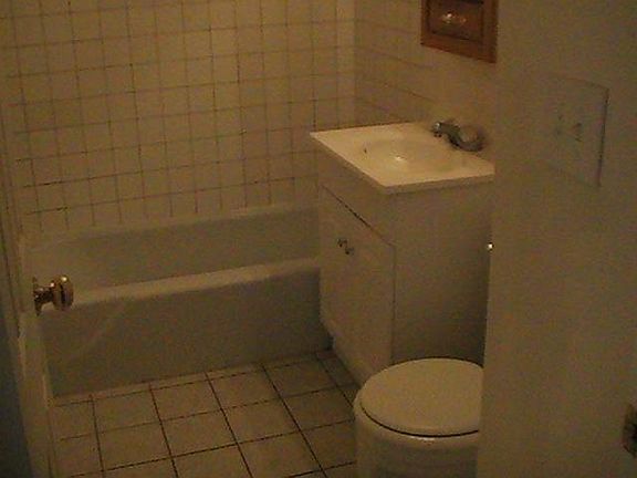 4th image of 2129 19th Ave APT 3