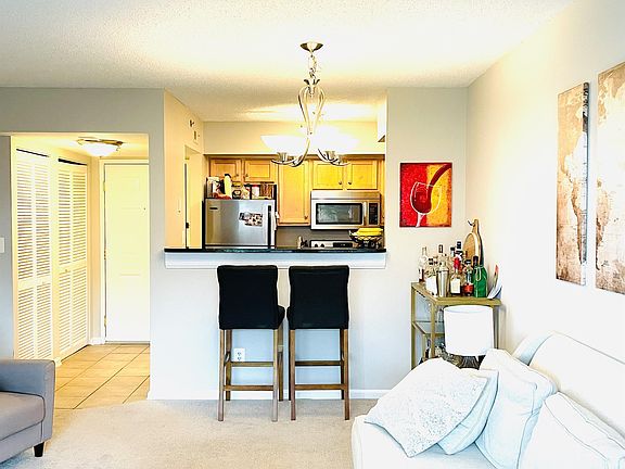 4th image of 1024 N Utah St APT 821