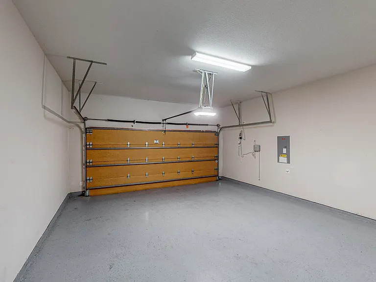 6723 Capistrano St — Photo 38