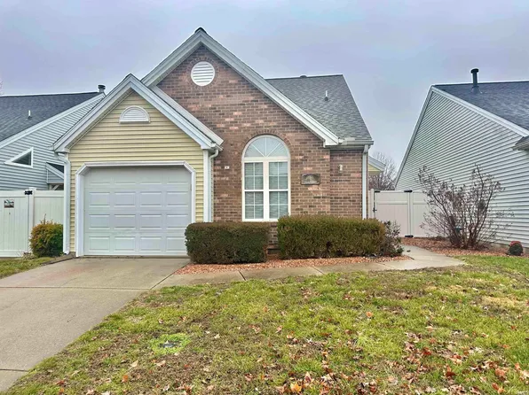 1800 Greencastle Dr, Evansville, IN 47715