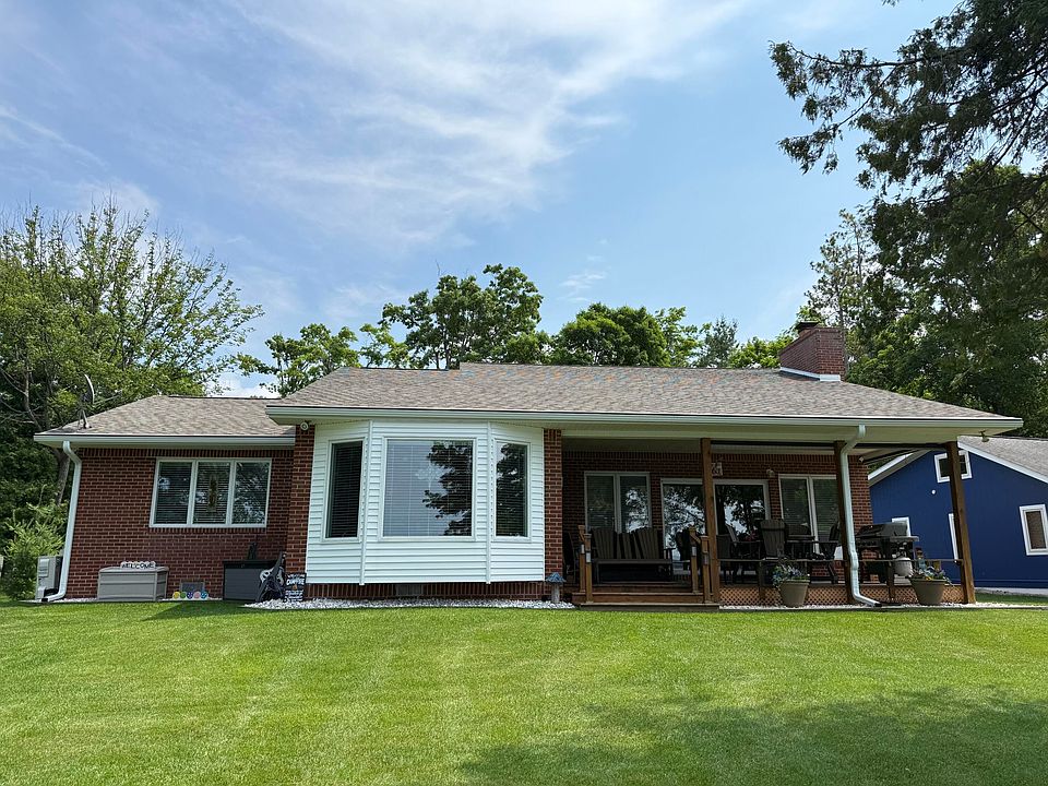 1st image of 516 W Shoreview Ln
