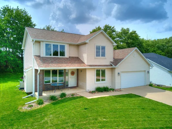 5427 Cervantes Dr, Ames, IA 50014