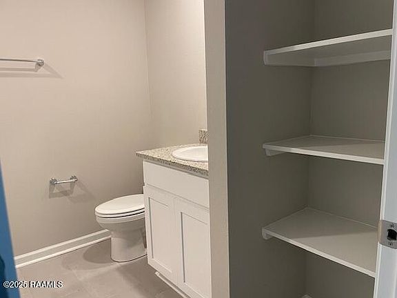 5th image of 1604 Highland Dr