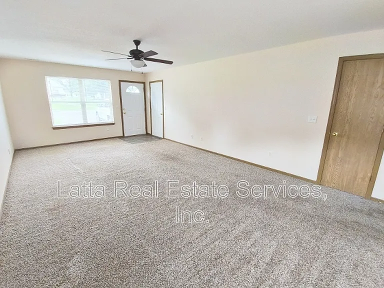 715 W 26th St #B — Photo 5