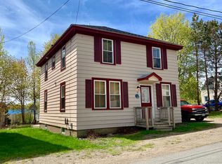 8 Third St, Eastport, ME 04631